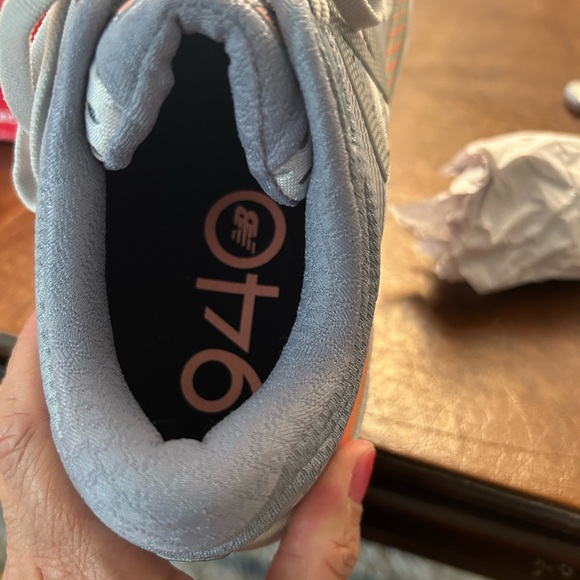 New Balance Women's Gray Running Shoes- New in Box size 8 medium width - Picture 11 of 16